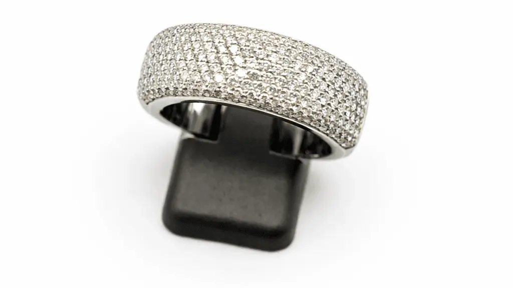 BAGUE EN OR GRIS